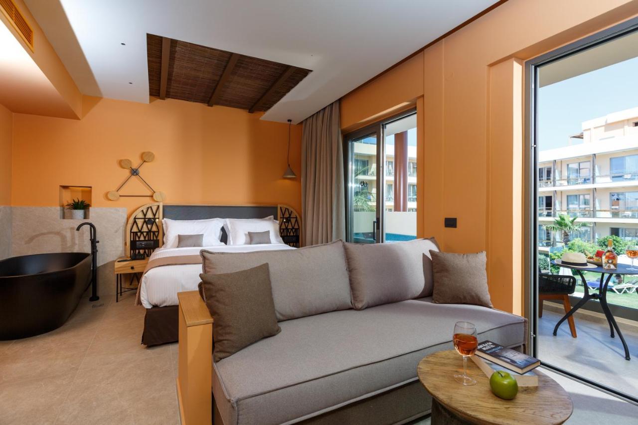 Palmera & - Adults Only מלון 4*